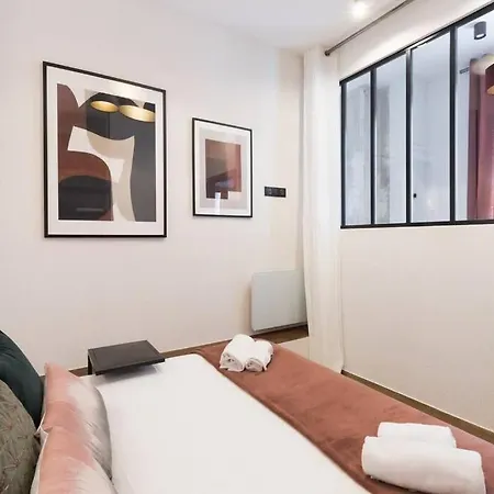 Republique Bastille Chic & Design 6p 2br Lägenhet